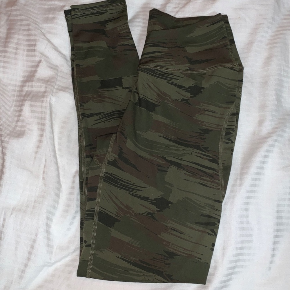 Alphalete camo